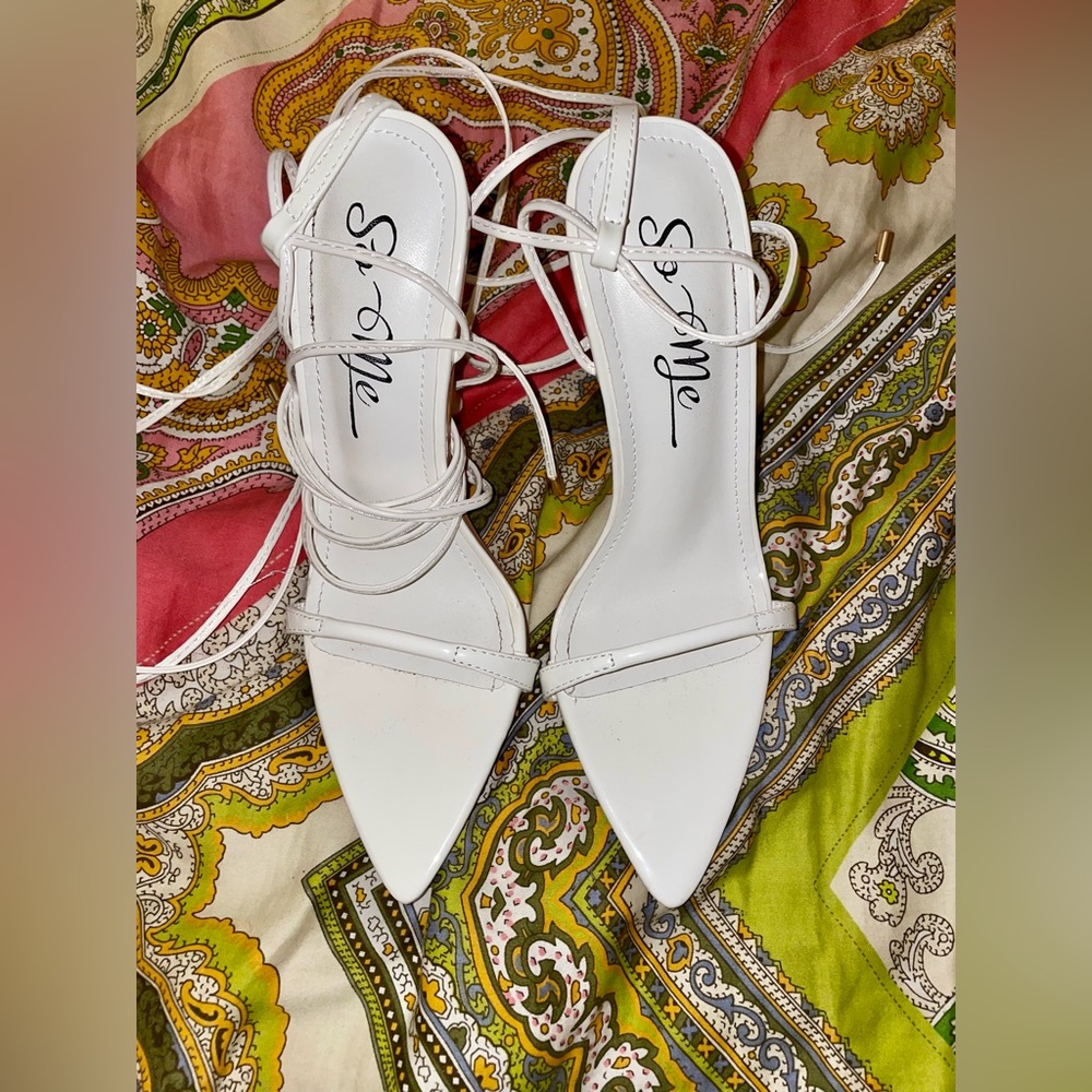 NWT So Me strappy heels